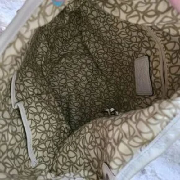 Fossil Off White Tooled Leather Hobo Shoulder Bag - Picture 6 of 8